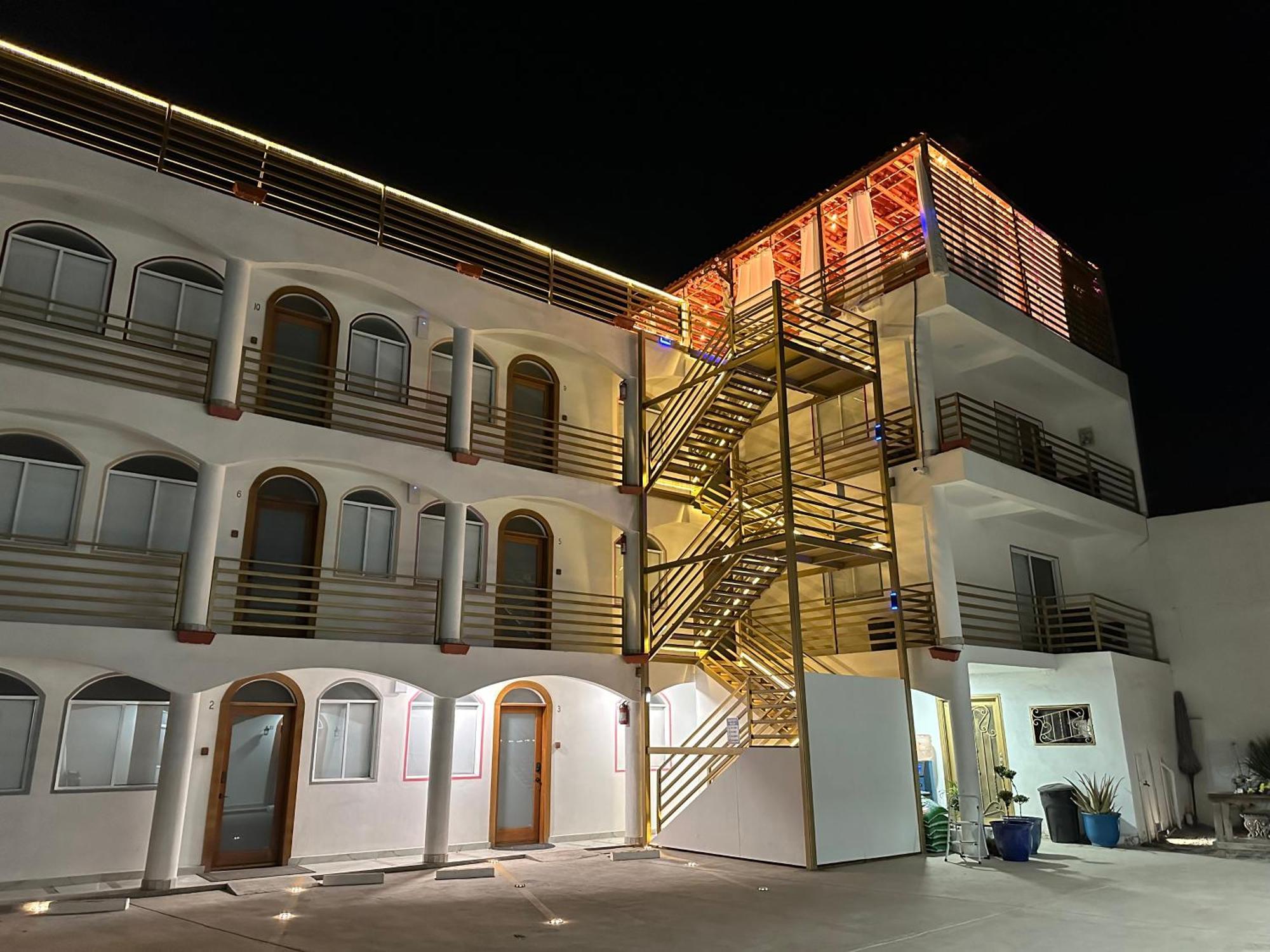 רוסריטו Las Mariposas Mini Suites מראה חיצוני תמונה
